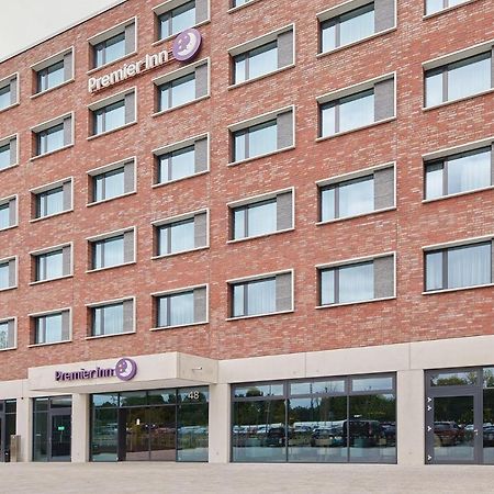 Premier Inn Karlsruhe City Am Wasserturm Exterior photo