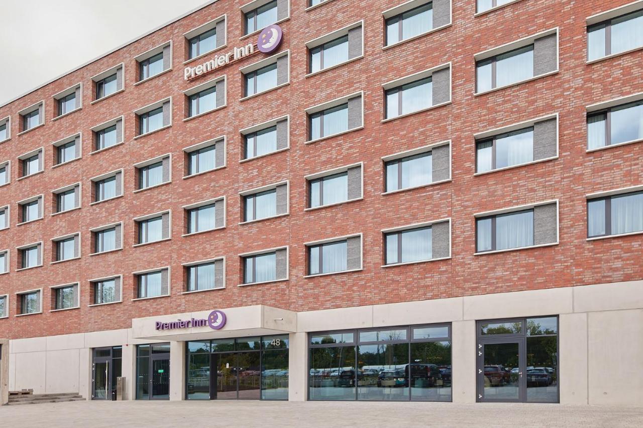 Premier Inn Karlsruhe City Am Wasserturm Exterior photo